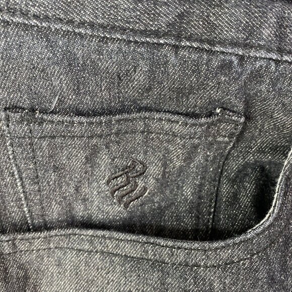 Rocawear Jeans Mens 36X30 Original Fit Straight Leg Dark‎ Wash Denim 100% Cotton - Picture 2 of 10